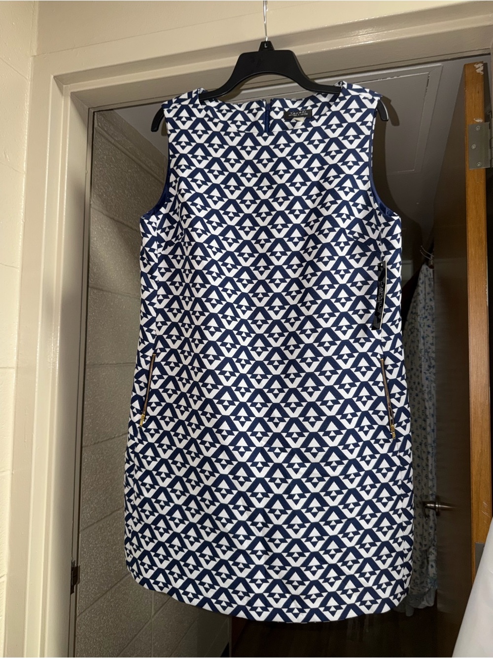 Tahari Navy and White Geometric Sleeveless Shift Dress